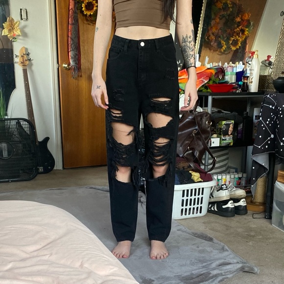 Black Ripped Jeans - Picture 9 of 10